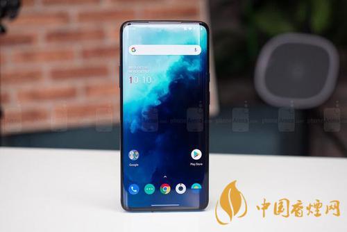 OnePlus8Pro和iPhone11對比測評-哪款更好？