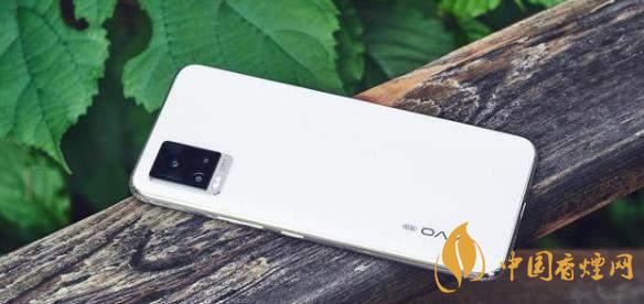 vivoy70s和vivos7哪個(gè)好？vivoy70s和vivos7兩款手機(jī)參數(shù)對(duì)比