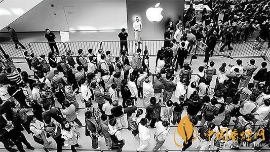 iPhone12開(kāi)售排隊(duì) 蘋(píng)果iPhone12您搶到了嗎？