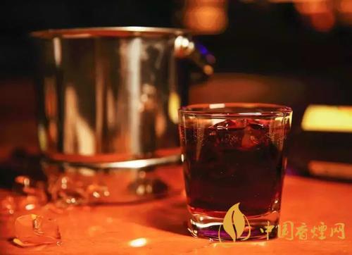 可樂桶是什么酒 非?；鸨目蓸吠罢{(diào)配方法介紹